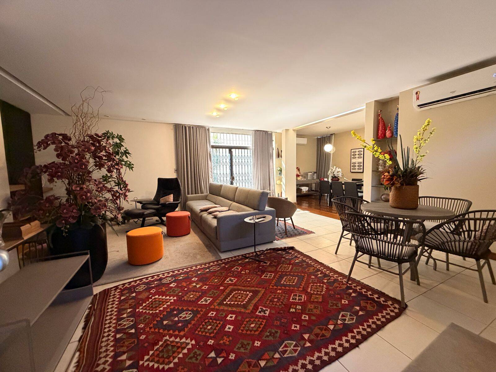 Casa, 6 quartos, 372 m² - Foto 2