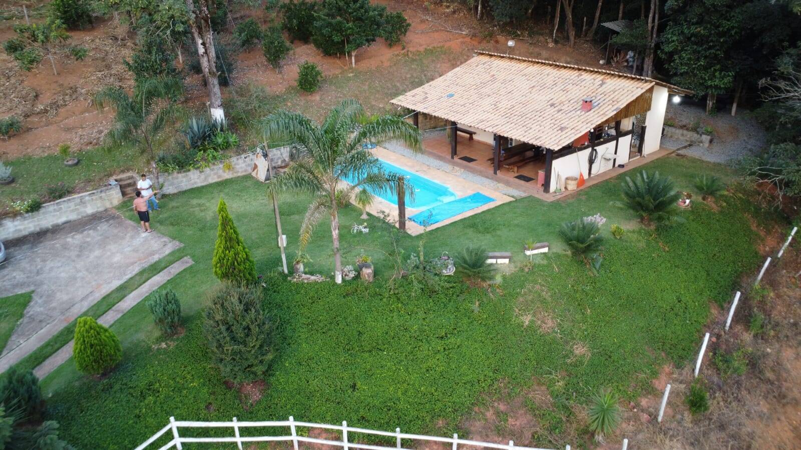 Sítio, 2 quartos, 4500 m² - Foto 1