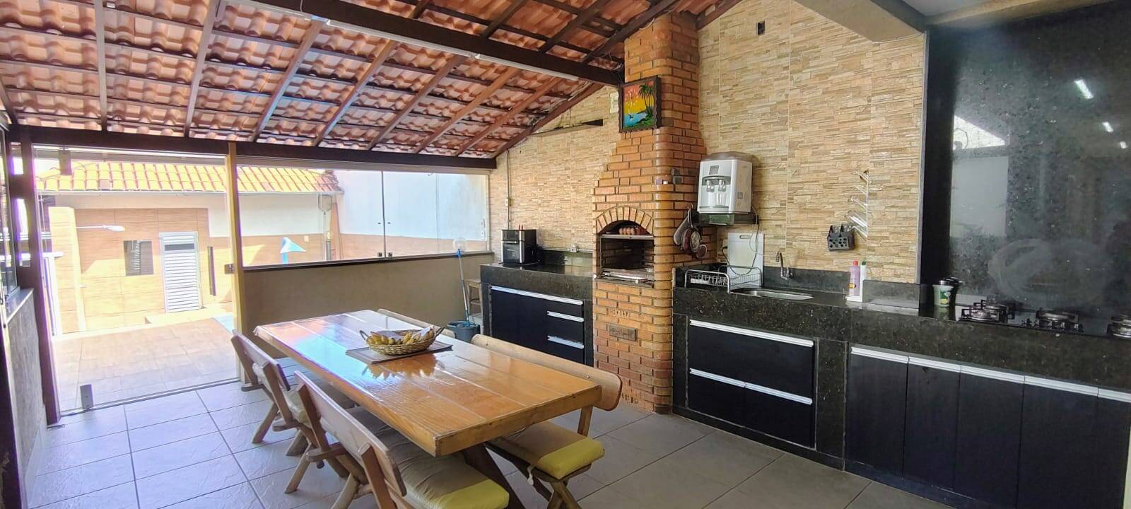 Casa, 3 quartos, 130 m² - Foto 2