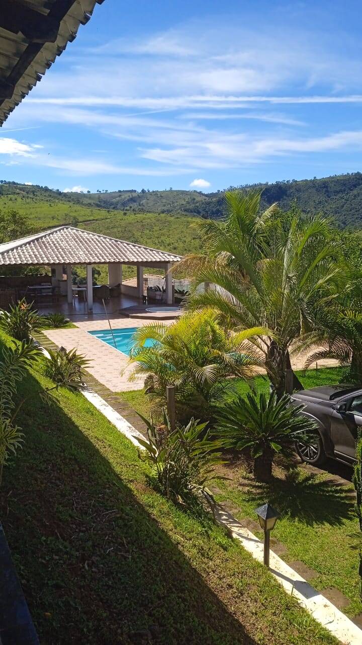 Chácara, 3 quartos, 1166 m² - Foto 1