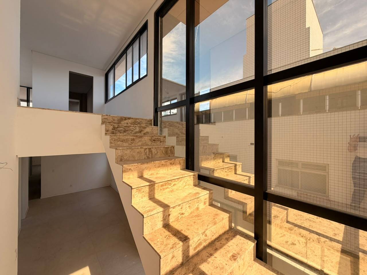Cobertura, 4 quartos, 260 m² - Foto 4