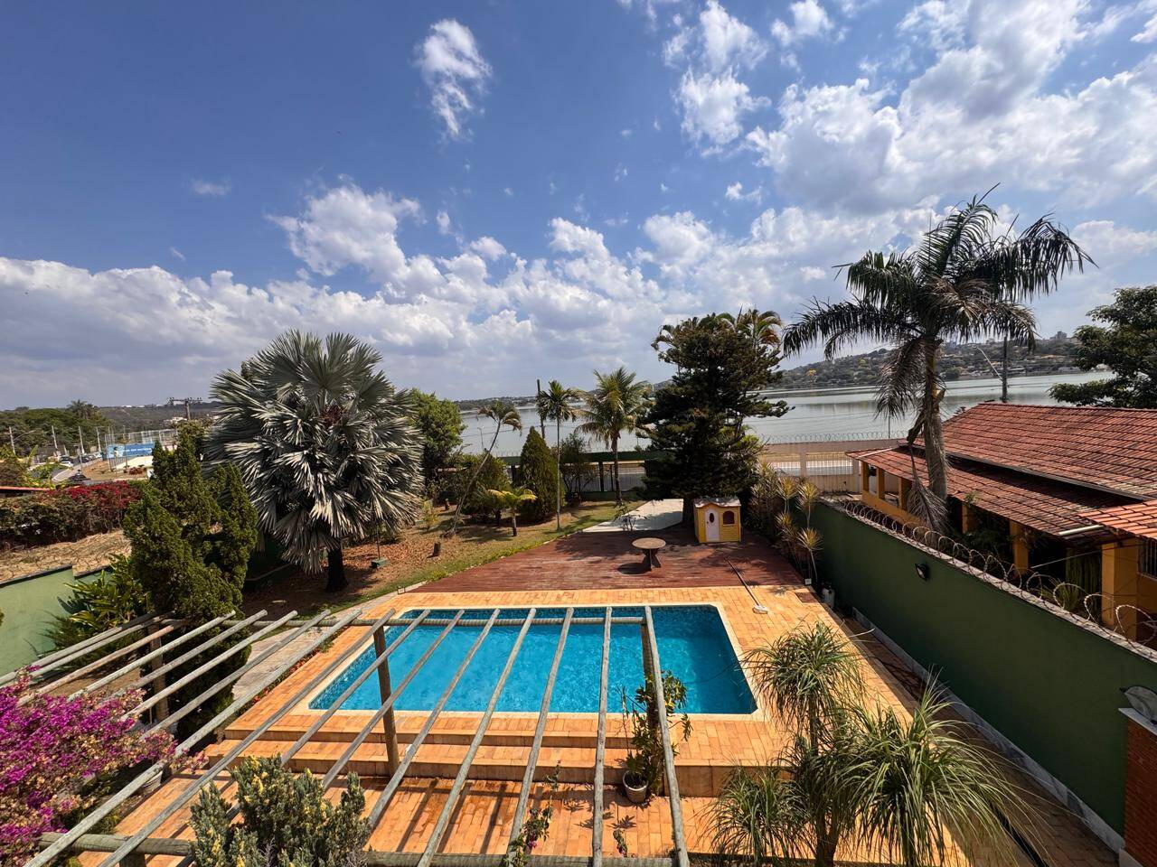 Casa, 5 quartos, 1200 m² - Foto 1