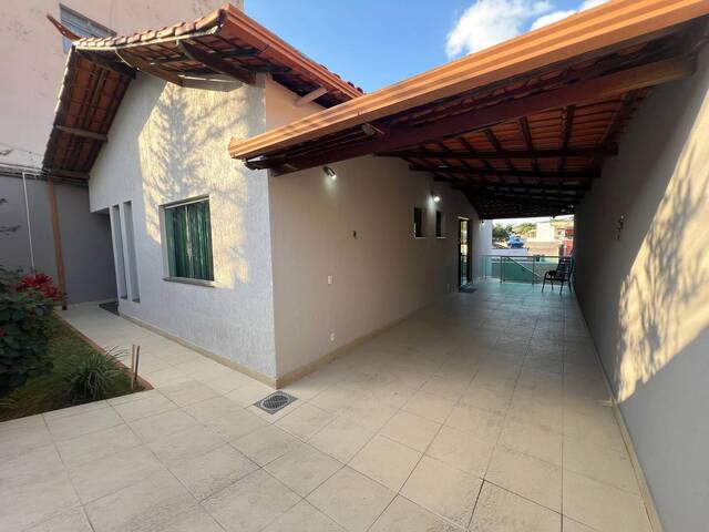 #2957 - Casa para Venda em Contagem - MG - 2