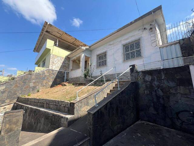#2970 - Casa para Venda em Belo Horizonte - MG