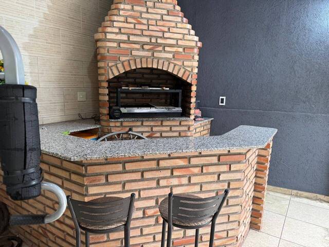 Casa para Venda em Contagem - 5