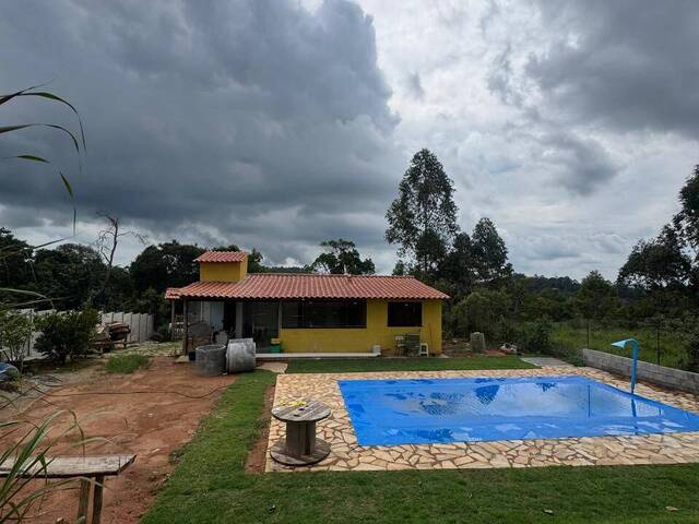 Sítio para Venda em Itatiaiuçu - 2