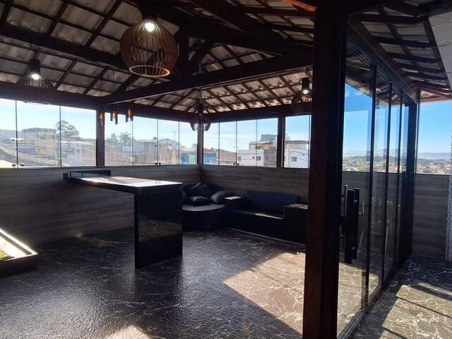 Casa para Venda em Contagem - 4