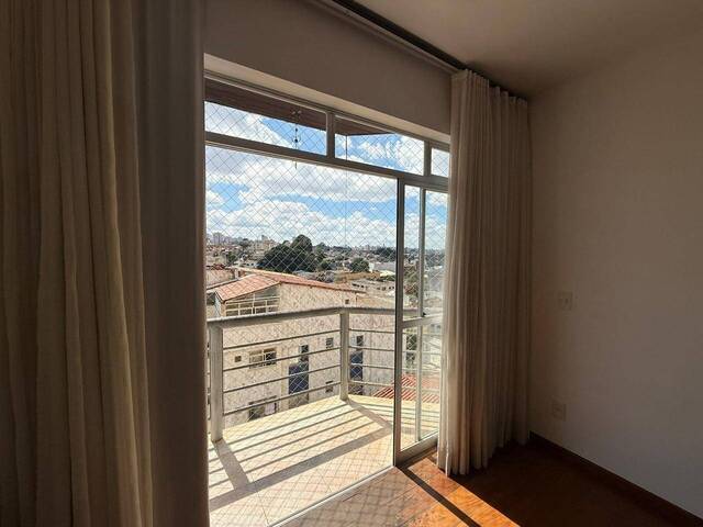 Apartamento para Venda em Belo Horizonte - 2