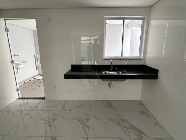 Apartamento para Venda em Contagem - 4