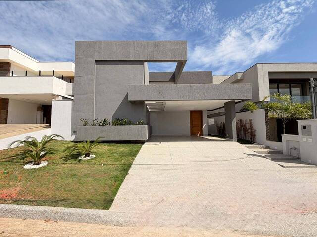 #3018 - Casa em condomínio para Venda em Vespasiano - MG